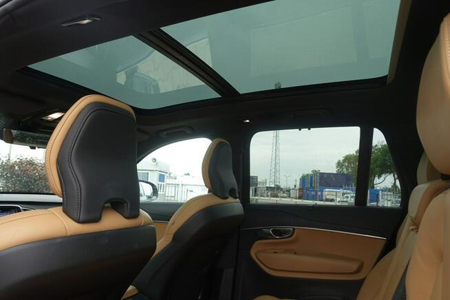 Volvo XC 90 B5 B AWD Plus Bright 7os aut! Salon Polska! Pneumatyka! Panorama!