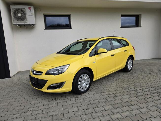 Opel Astra cdti * klima * PDC