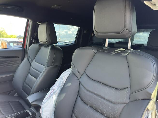 Isuzu D-Max V-Cross Venture Automat 4x4 Skóra Kamera Hak