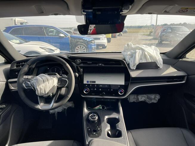 Prestige 300E Skóra Kamera Podgrzewanie 77kWh