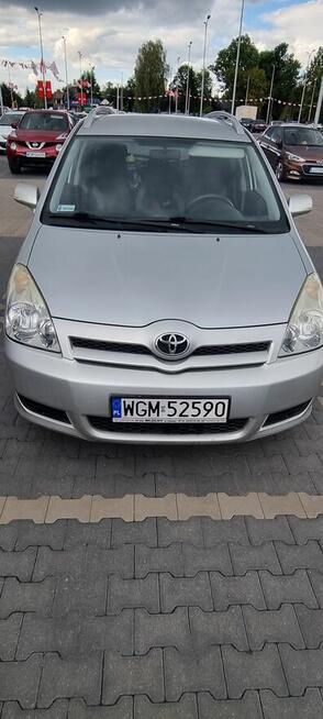 toyota corolla verso
