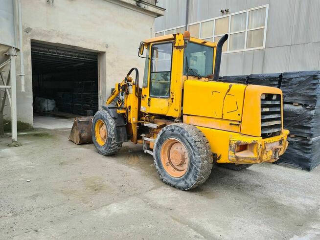 Ładowarka JCB 411 HT
