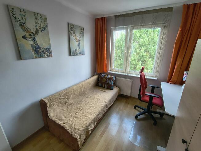 Wynajmę 3 pokojowe mieszkanie. Miechowity. Szybki tramwaj