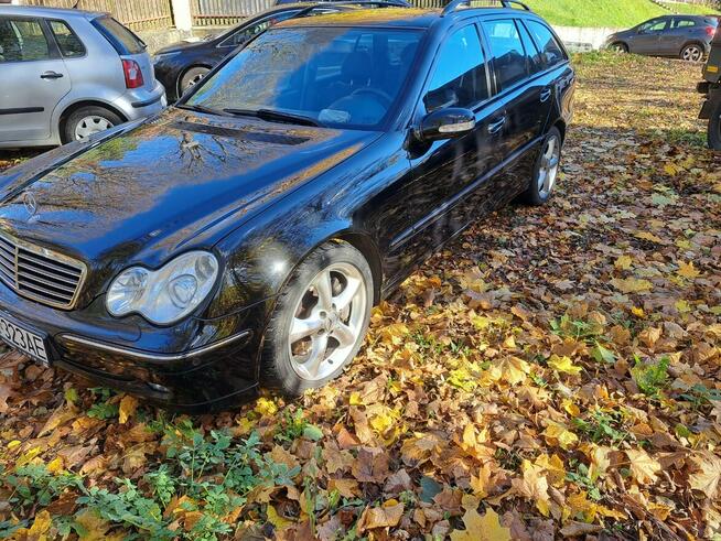Mercedes 320 CW 203 Kombi Avantgarde