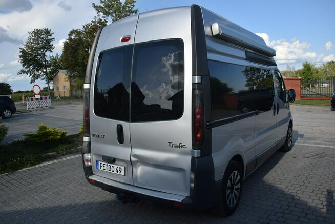 Renault Trafic 2.5DCI L2H2 Kamper Kampervan Klima Markiza Kuchenka Zlew Zadbany Sprow