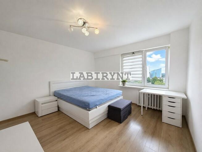 Tysiąclecie, M-3, 52m2, po remoncie, winda, balkon