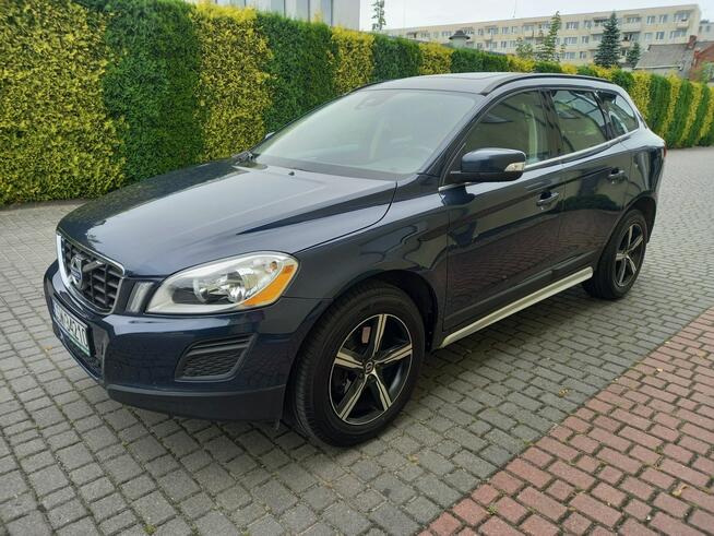 Volvo XC 60 2.0D 5Cylindrów Automat Panorama PółSkóry 2Kpl Kół Nowy Rozrząd i Olej