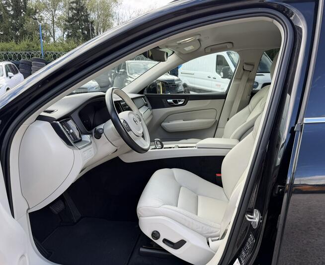 Volvo XC 60 B4,Plus Dark,Google,Gwarancja