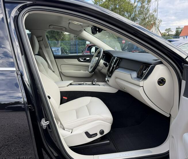 Volvo XC 60 B4,Plus Dark,Google,Gwarancja