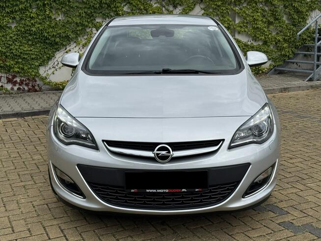 Opel Astra 1.4 Turbo, Sedan, BDB stan, Oryginalny Lakier