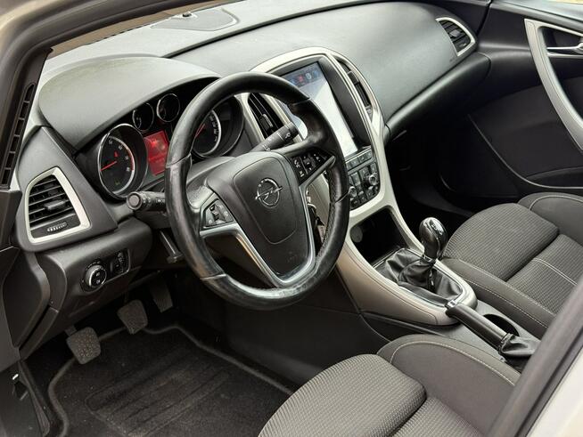 Opel Astra 1.4 Turbo, Sedan, BDB stan, Oryginalny Lakier