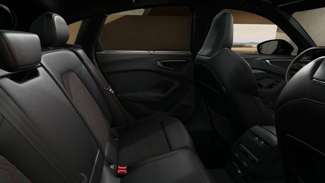 Audi A5 S Line_Matrix_Kamery360_Alcantara_Panorama_CarPlay_Asystenci_Ambiente