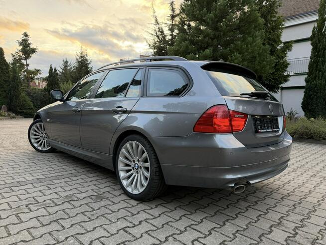 BMW Seria3 E91 | Pierwsza rej. 2010 | 2.0D | Manual | Grzane fotele |