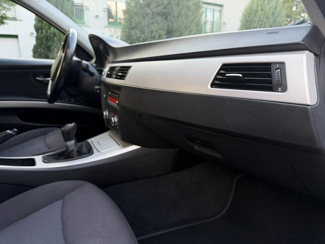 BMW Seria3 E91 | Pierwsza rej. 2010 | 2.0D | Manual | Grzane fotele |