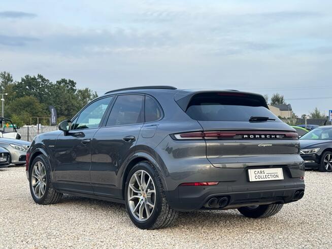 Porsche Cayenne, 2023