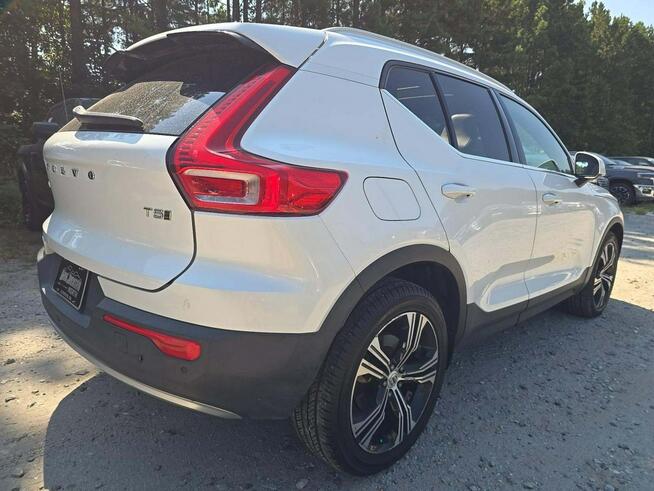 Volvo XC 40 INSCRIPTION / T5 / AWD / niski przebieg