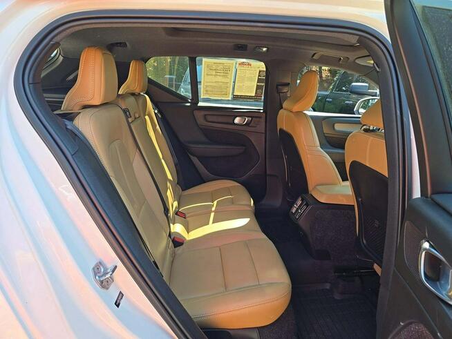 Volvo XC 40 INSCRIPTION / T5 / AWD / niski przebieg