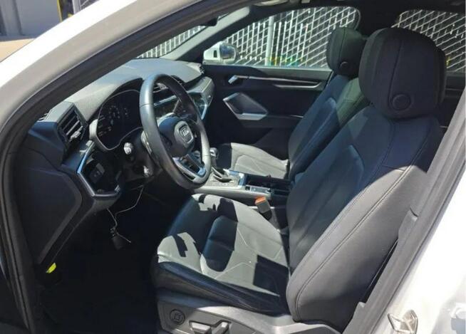 Audi Q3 Bogata wersja wyposażenia / Quattro / S-Line / niski przebieg