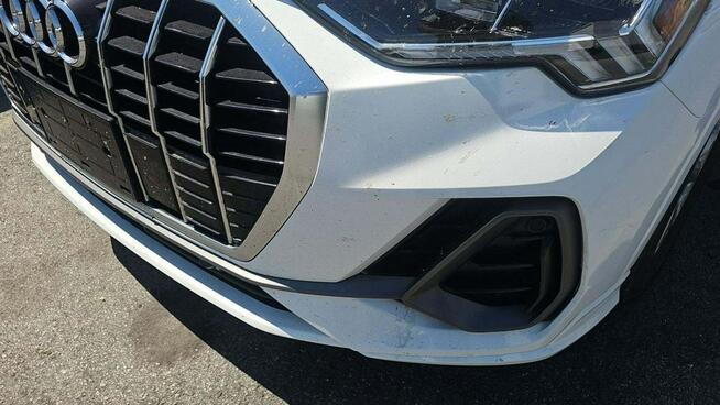 Audi Q3 Bogata wersja wyposażenia / Quattro / S-Line / niski przebieg