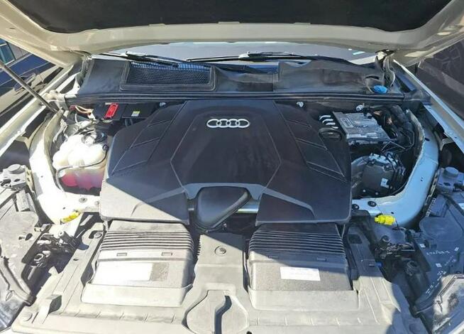 Audi Q7 PRESTIGE / Quattro / niski przebieg