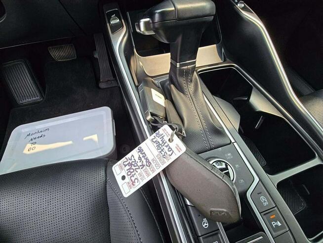 Kia Sorento Bogata wersja wyposażenia / AWD / niski przebieg
