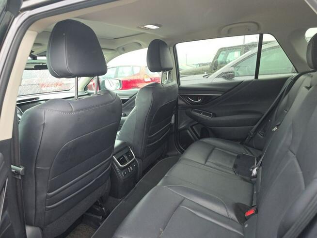 Subaru OUTBACK LIMITED / AWD / niski przebieg