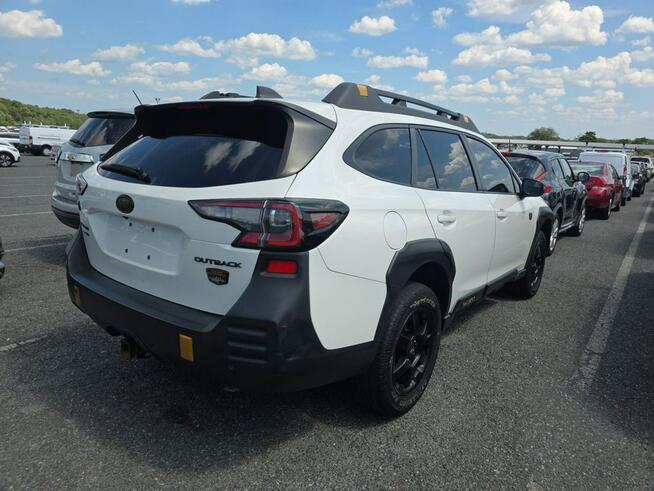 Subaru OUTBACK Wilderness / AWD / niski przebieg