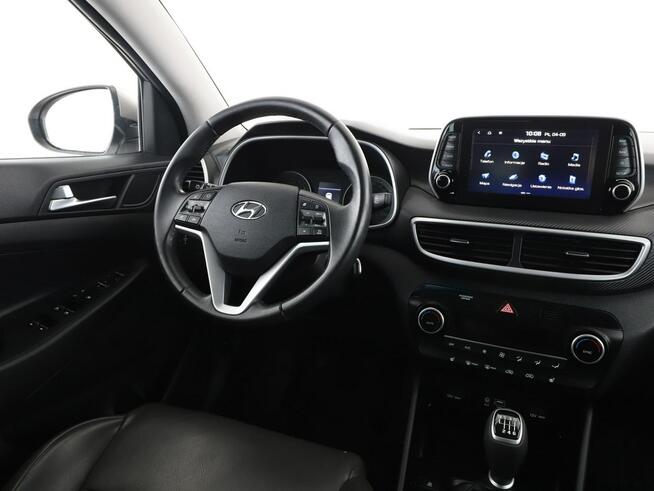 Hyundai Tucson skóra grzana navi kamera pdc tempomat manual