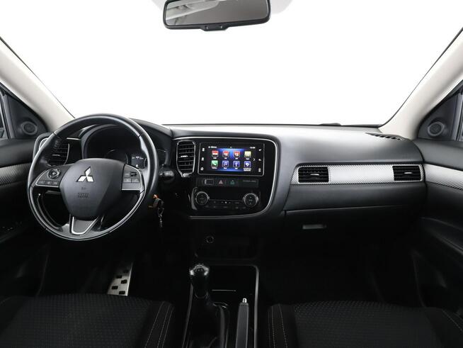 Mitsubishi Outlander klima auto czujnik deszczu/zmierzchu kamera cofania grzane fotele