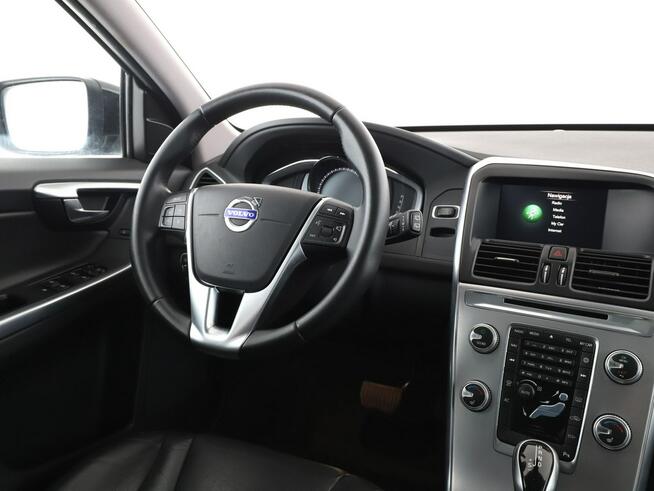 Volvo XC 60 automat skóra panorama klima auto navi grzane fotele czujniki parkowan
