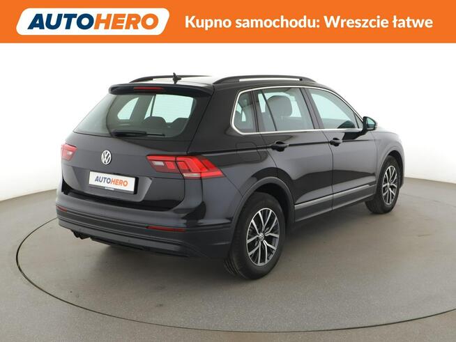 Volkswagen Tiguan virtual 3 strefowa klima grzane fotele navi kamera