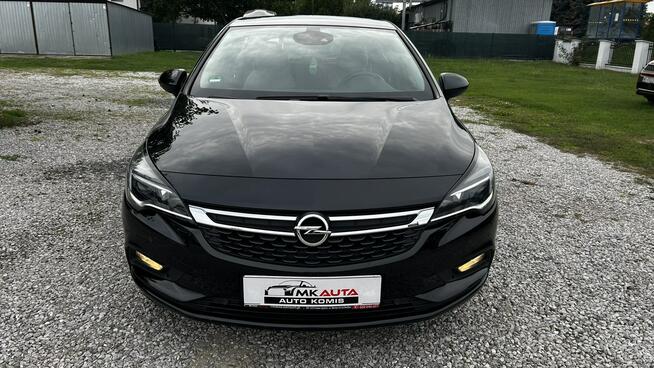 Opel Astra Jasny środek