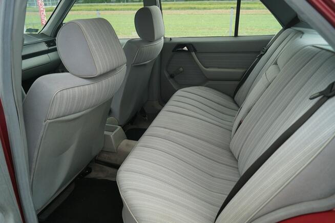 W124 200D 1989r