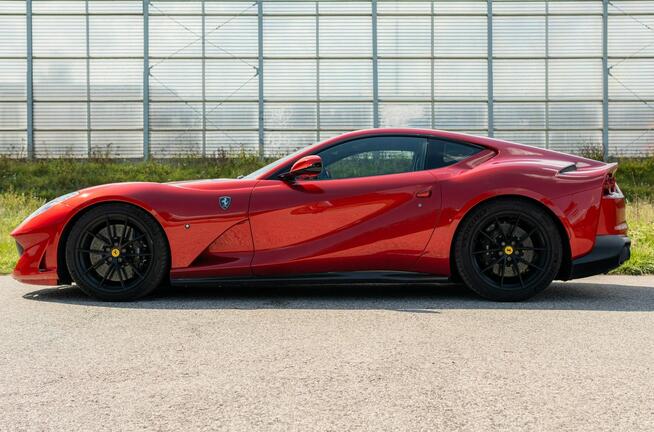 Ferrari 812 Superfast 6.5 V12 800 KM, FV23%