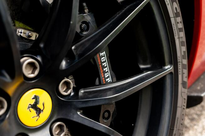 Ferrari 812 Superfast 6.5 V12 800 KM, FV23%
