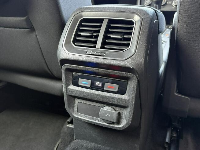 Volkswagen Tiguan Bezwypadkowy , Serwisowany , Tempomat ACC , 3str. klima , Front Asisst