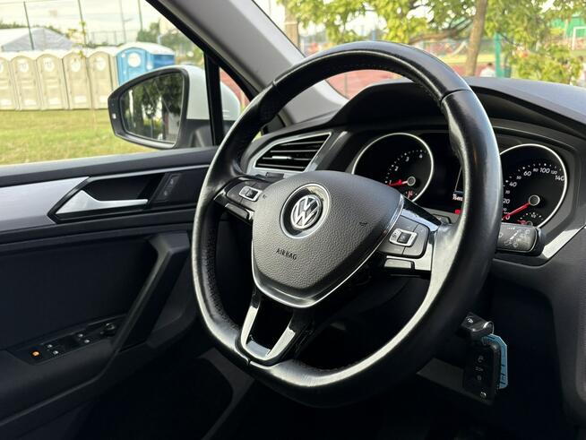 Volkswagen Tiguan Bezwypadkowy , Serwisowany , Tempomat ACC , 3str. klima , Front Asisst