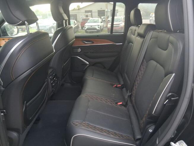 Jeep Grand Cherokee SUMMIT RESERVE / 4x4 / niski przebieg