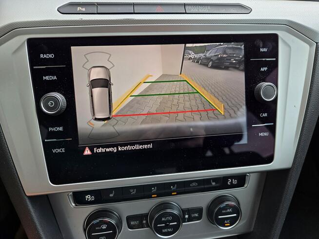 Volkswagen Passat Variant 2.0Tdi * navi * kamera * model 2019