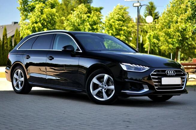 Audi A4 SKÓRA _ NAVI _ RADAR _ VIRTUAL _Key Less Go _Elektr. Klapa _LIFT _LEDY