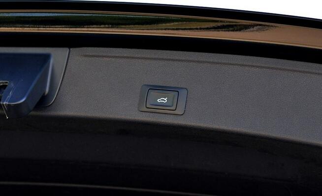 Audi A4 SKÓRA _ NAVI _ RADAR _ VIRTUAL _Key Less Go _Elektr. Klapa _LIFT _LEDY
