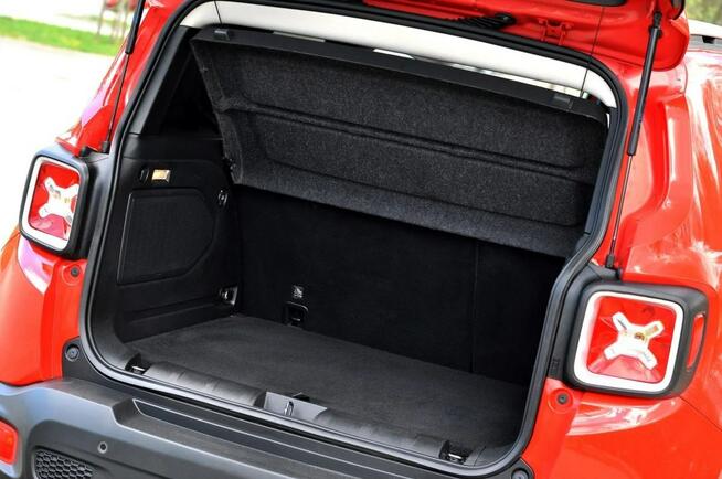 Jeep Renegade SKÓRA _ NAVI _ Podgrz. Fotele _ Key Less Go _ Podgrz. Kiera _ LEDY