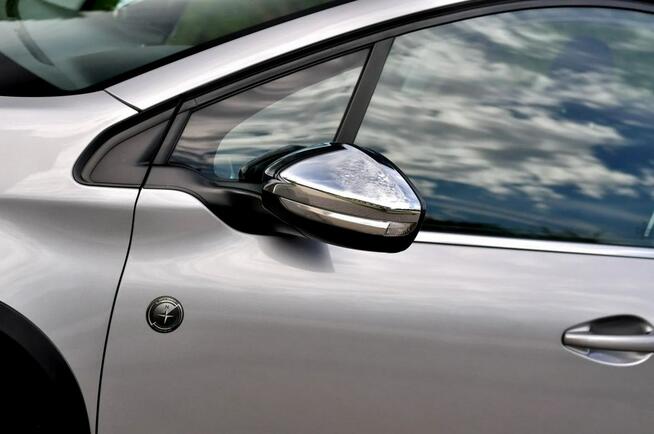 Peugeot 2008 PANORAMA _ SKÓRA _ NAVI _ KAMERA _ Line Assist _ ALL GRIP _ Ledy