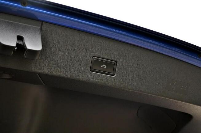 Volkswagen T-Roc PANORAMA _ SKÓRA _ NAVI _ KAMERA _ Radar _ Line Assist _ BLIS _ LEDY