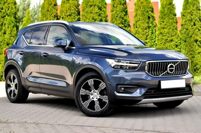 Volvo XC 40 SKÓRA _ NAVI _ KAMERA _ RADAR _ El. Klapa _ Line Assist _ LEDY _ HAK