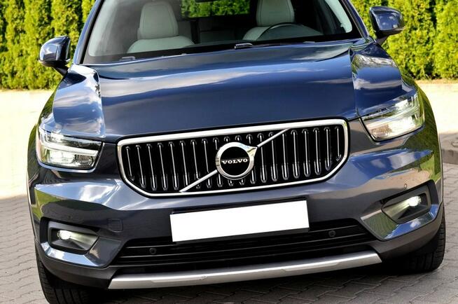 Volvo XC 40 SKÓRA _ NAVI _ KAMERA _ RADAR _ El. Klapa _ Line Assist _ LEDY _ HAK