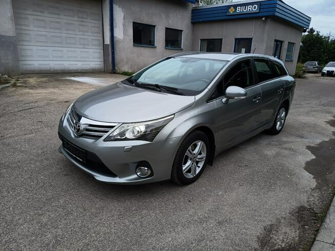 Toyota Avensis Bezwypadkowy, pełna historia, ładny
