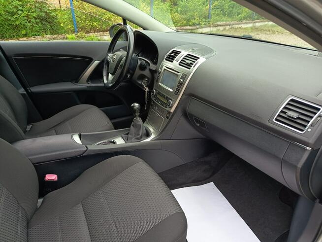 Toyota Avensis Bezwypadkowy, pełna historia, ładny