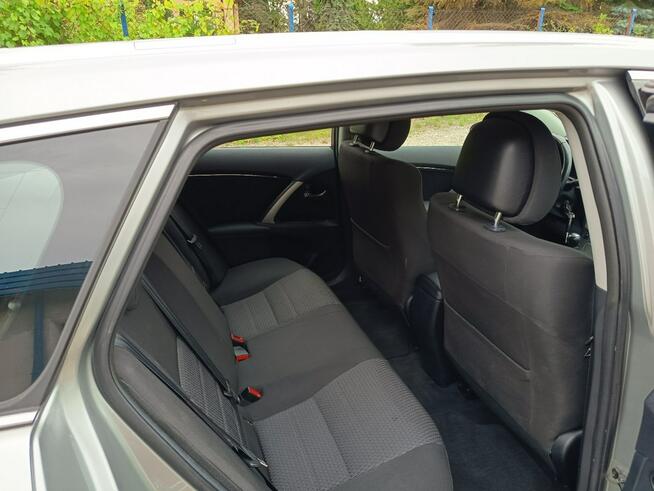 Toyota Avensis Bezwypadkowy, pełna historia, ładny
