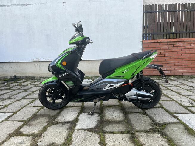 Skuter Torq e max